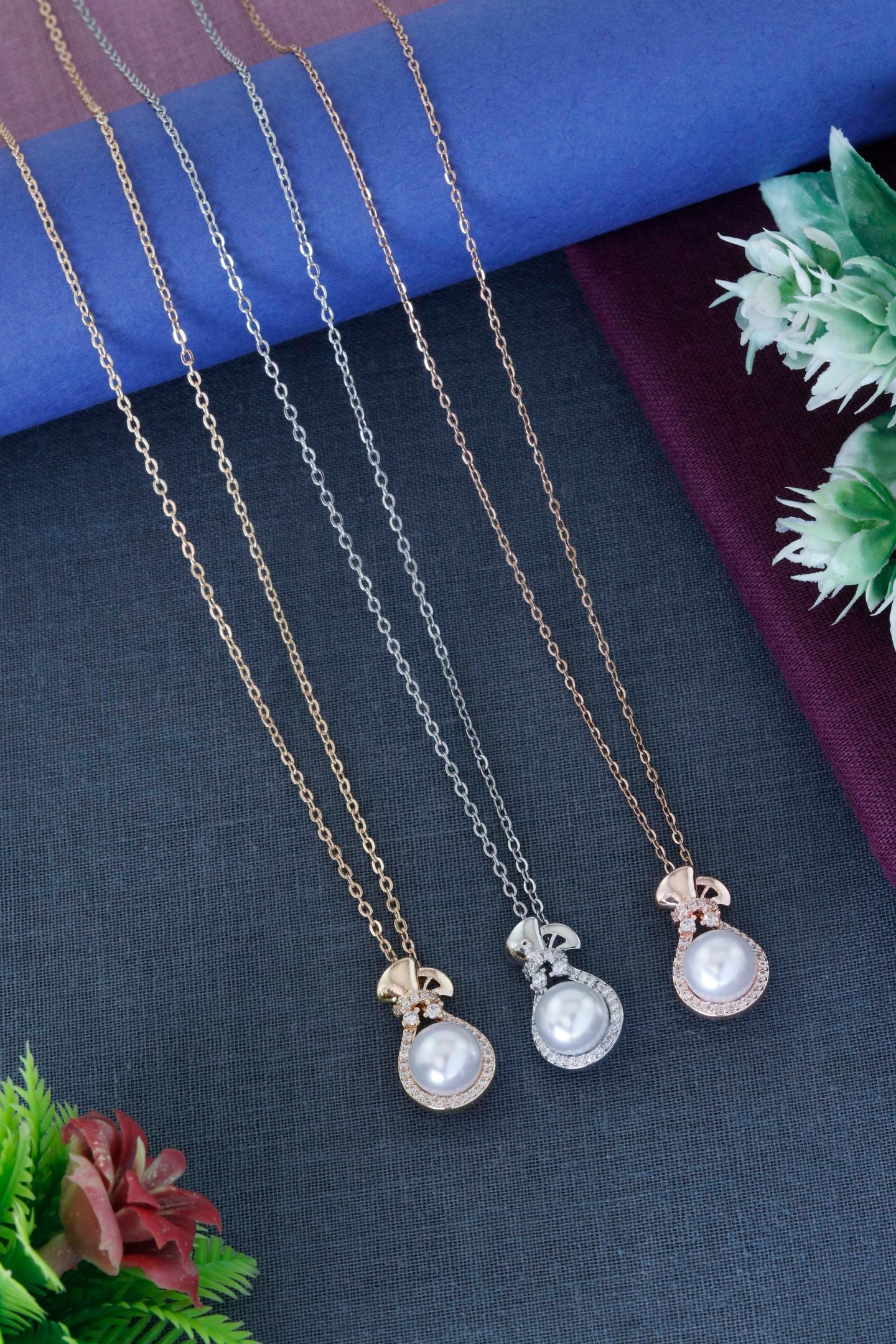 Elegant Pearl Halo Pendant Necklace