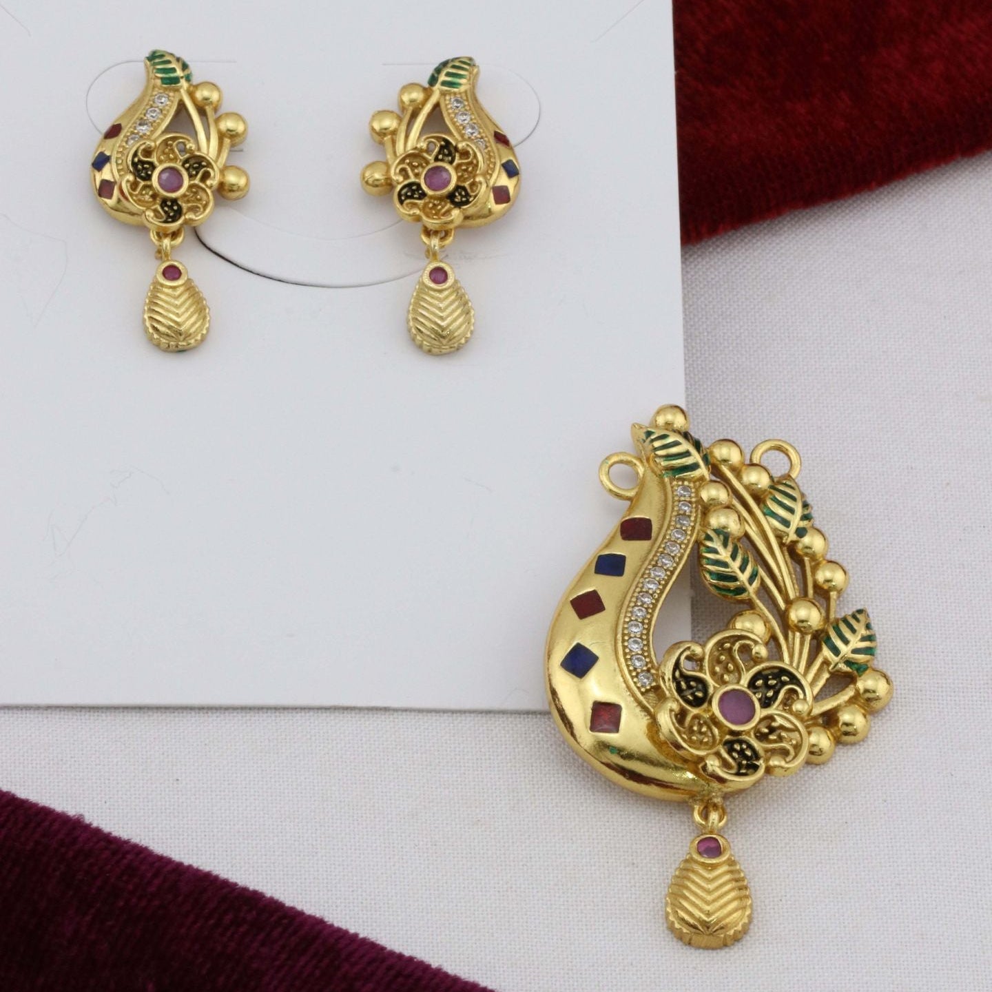 Floral Meenakari Gold-Plated Pendant Set