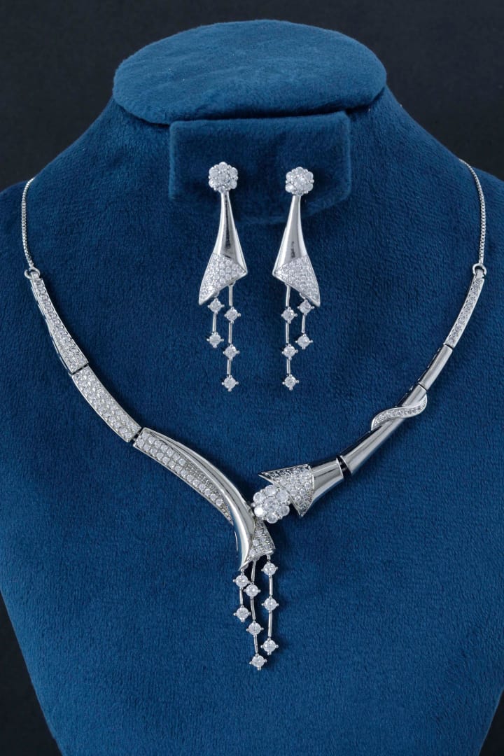 Silver-Plated Designer Necklace & Earring Set