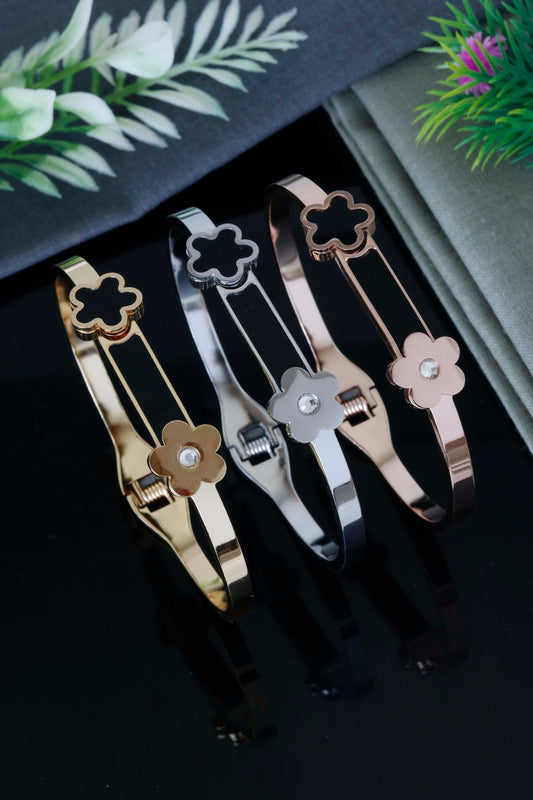 Elegant Floral Charm Designer Bracelet