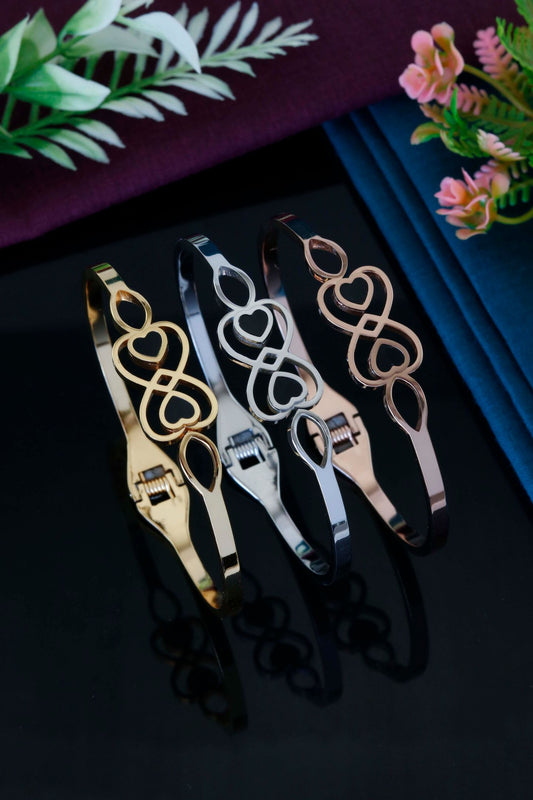 Eternal Heart Link Bracelet