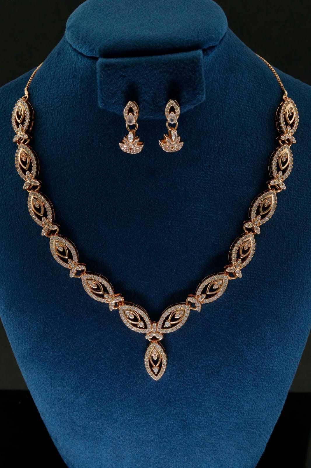 Elegant Rose Gold Leaf CZ Necklace Set